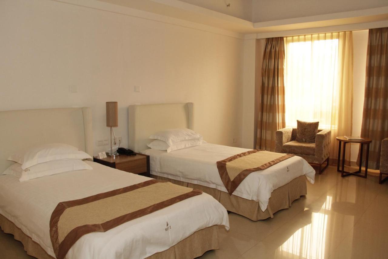 Hotel Victoria Garden Camama Δωμάτιο φωτογραφία